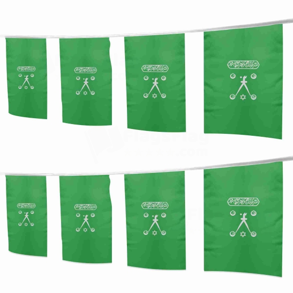 H�z�r Reis Square String Flags