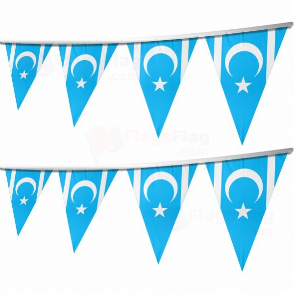 Iraqi Turkmen Stringed Triangle Flag