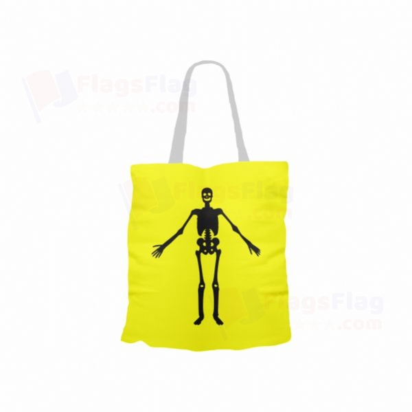 Jolly Roger described by William Betagh Cloth Bag Models