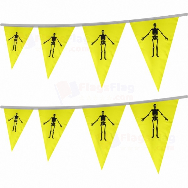 Jolly Roger described by William Betagh Stringed Triangle Flag