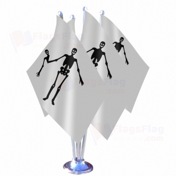 Jolly Roger La Buse Quadruple Table Flag