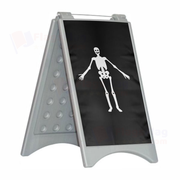 Jolly Roger pirate John Cole Open Jolly Roger pirate John Cole Close Plastic Pontoon