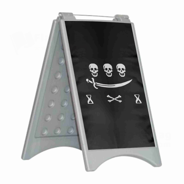 Jolly Roger Pirate Of Jean Thomas Dullien Open Jolly Roger Pirate Of Jean Thomas Dullien Close Plastic Pontoon