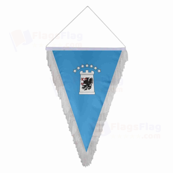Kartuzy Triangle Fringed Streamers