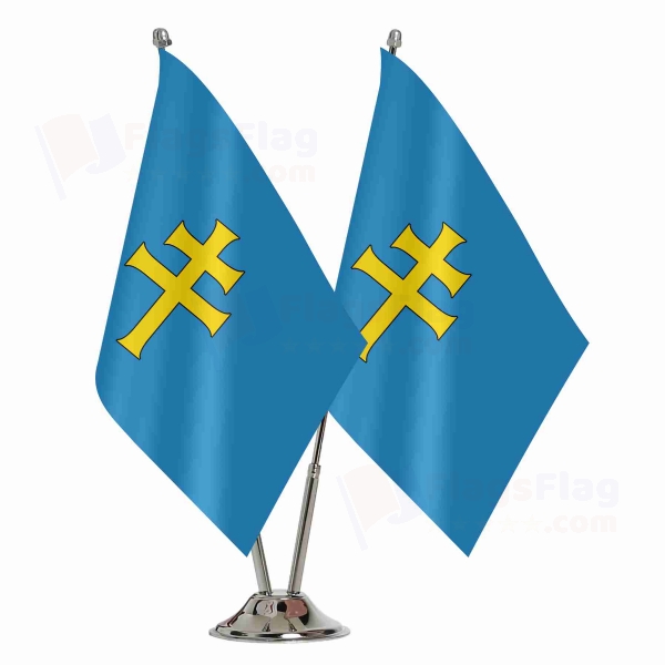 Kielecki 2 Table Flags