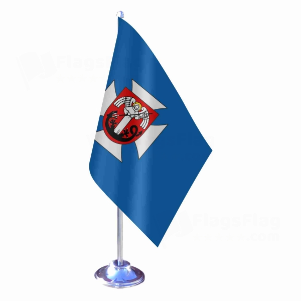 Lancucki Single Table Flag