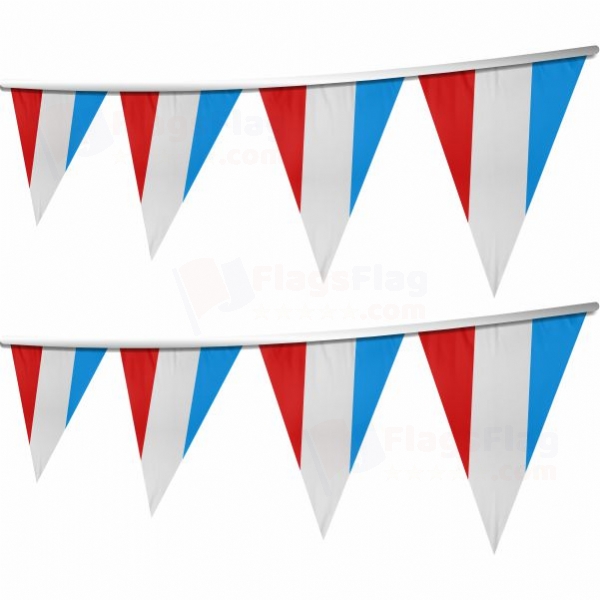 Mannheim Stringed Triangle Flag