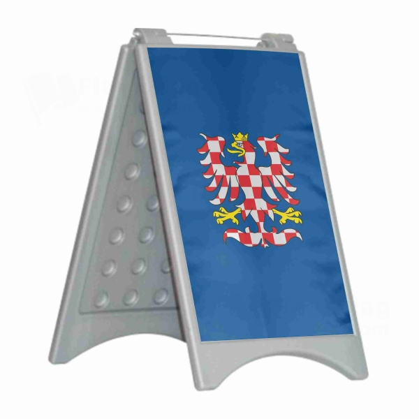 Moravia Open Moravia Close Plastic Pontoon