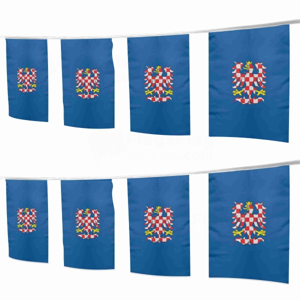 Moravia Square String Flags