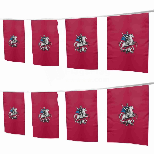Moscow Square String Flags
