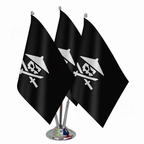 Nadakhans Jolly Roger Triple Table Flag