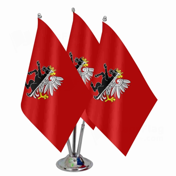 Nakielski Triple Table Flag