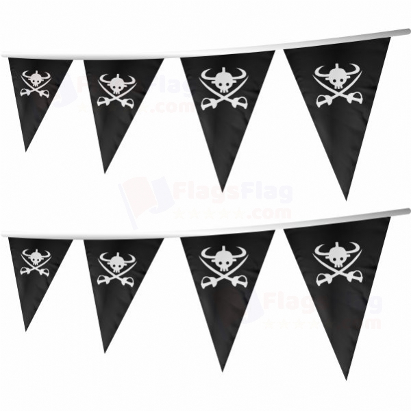 New Giant Warrior Pirates Stringed Triangle Flag