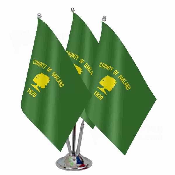 Oakland County Michigan Triple Table Flag