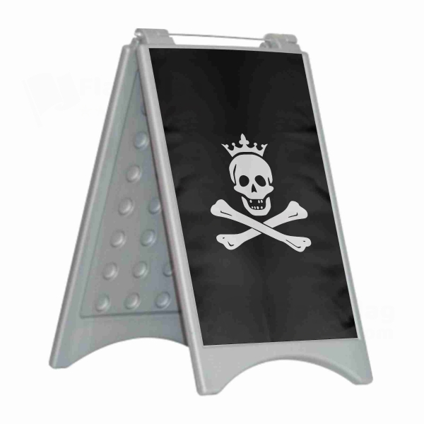 Of The King Of The Pirates Open Of The King Of The Pirates Close Plastic Pontoon