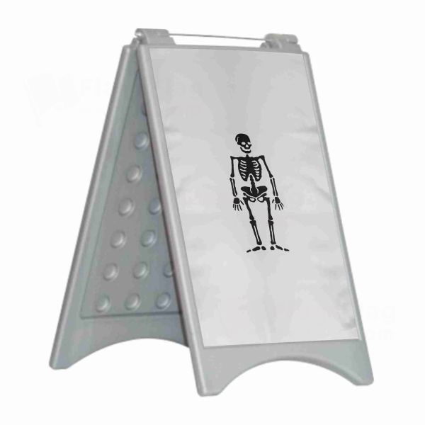Olivier Levasseur Pirate Open Olivier Levasseur Pirate Close Plastic Pontoon