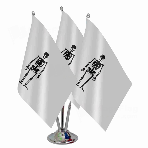 Olivier Levasseur Pirate Triple Table Flag
