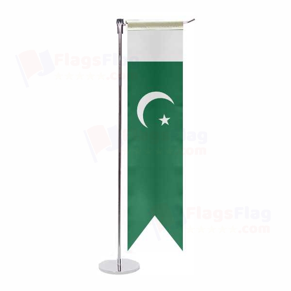 Pakistan L Table Flag