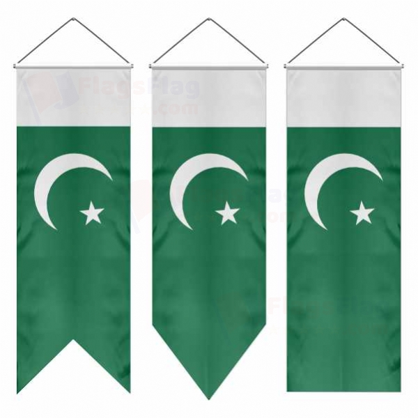 Pakistan Swallowtail Flags
