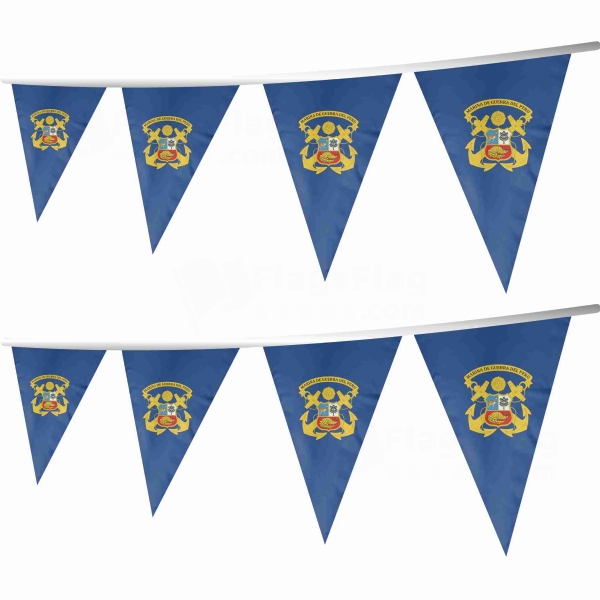 Peruvian Navy Stringed Triangle Flag