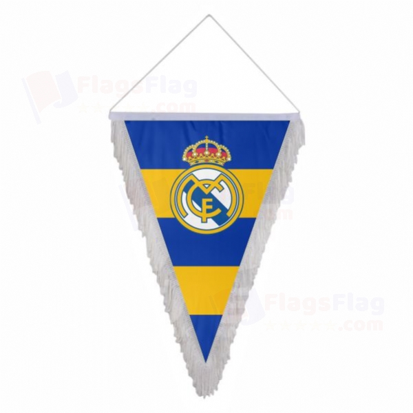 Real Madrid CF Triangle Fringed Streamers
