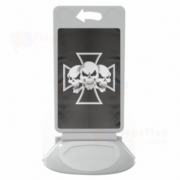 Skull �ron Cross Plastic Pontoon
