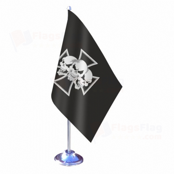 Skull �ron Cross Single Table Flag