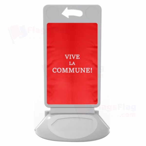 Vive La Commune Plastic Pontoon